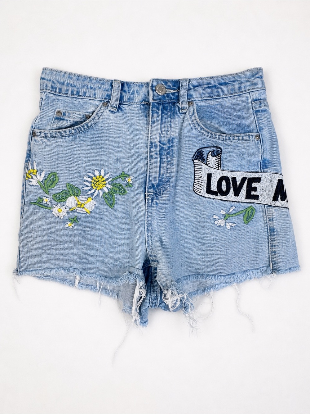 Topshop Moto Mom Denim Shorts Size 6 Daisy Embroidered Love Me Not Cutoff